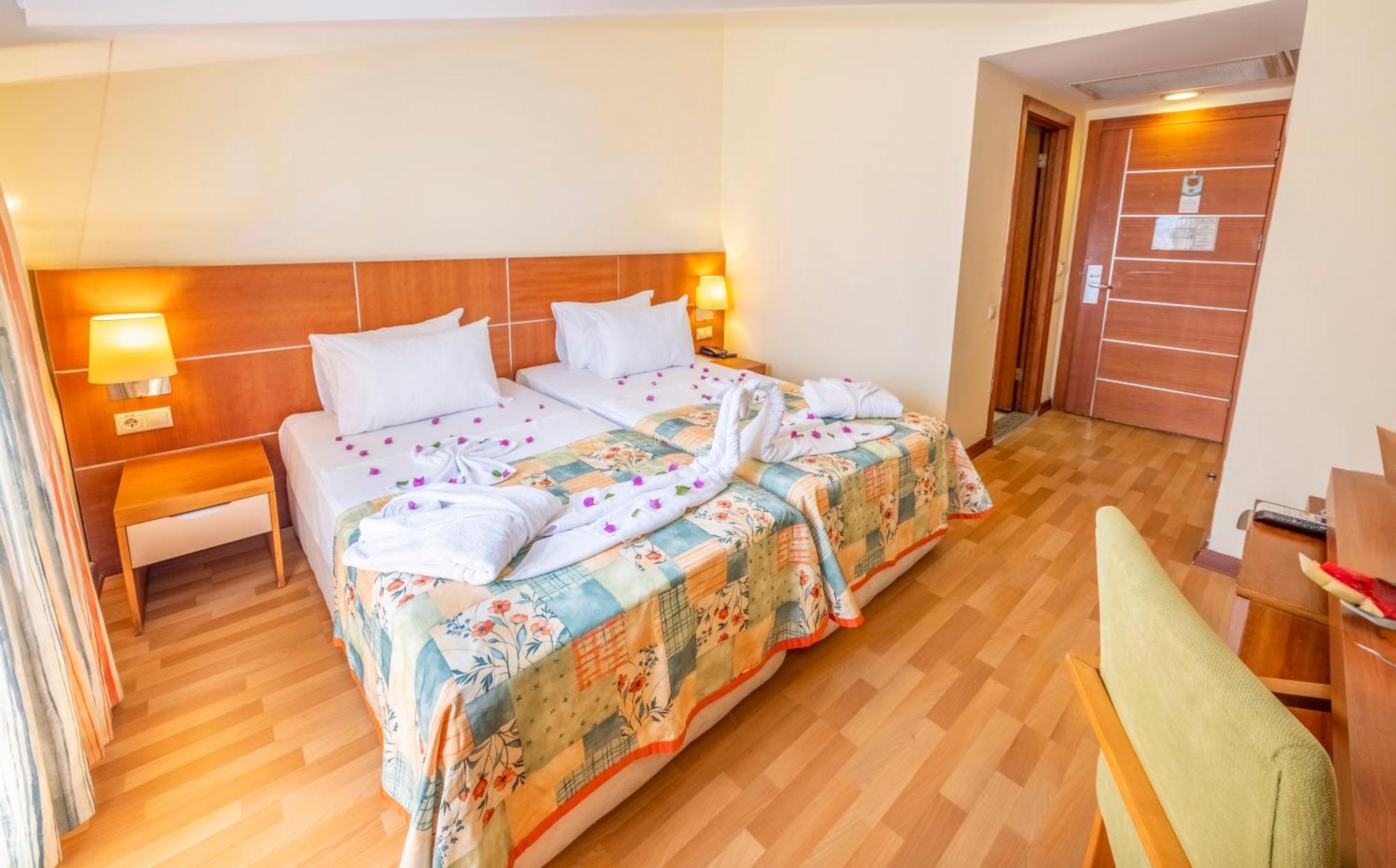 Viking Park Hotel Кемер Экстерьер фото