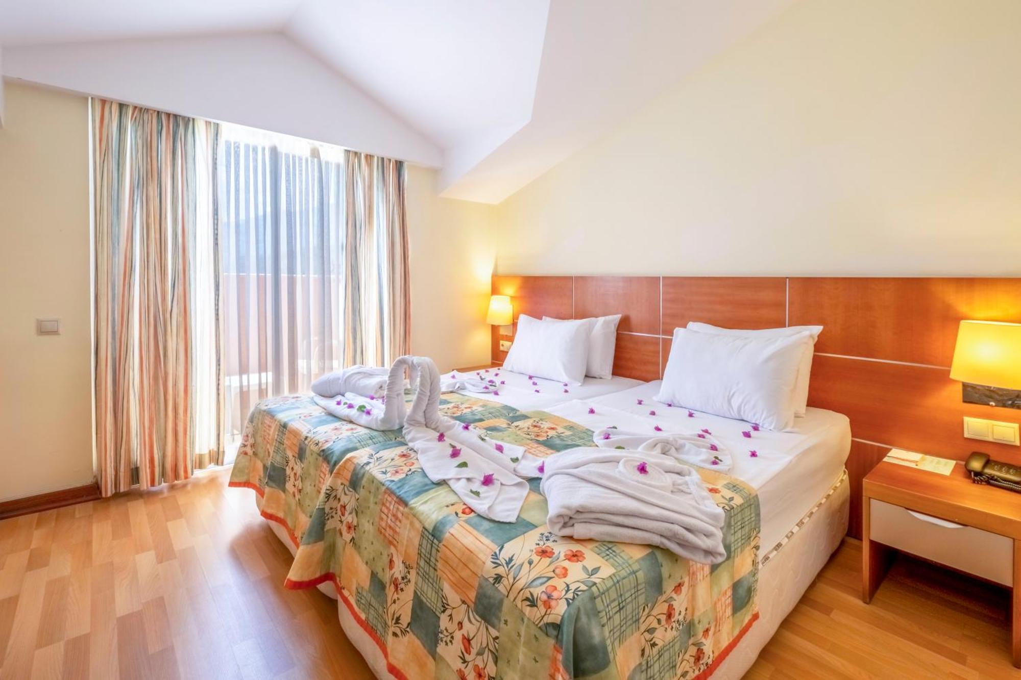 Viking Park Hotel Кемер Экстерьер фото